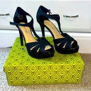 Black Sparkly Gianni Bini Platform Heels